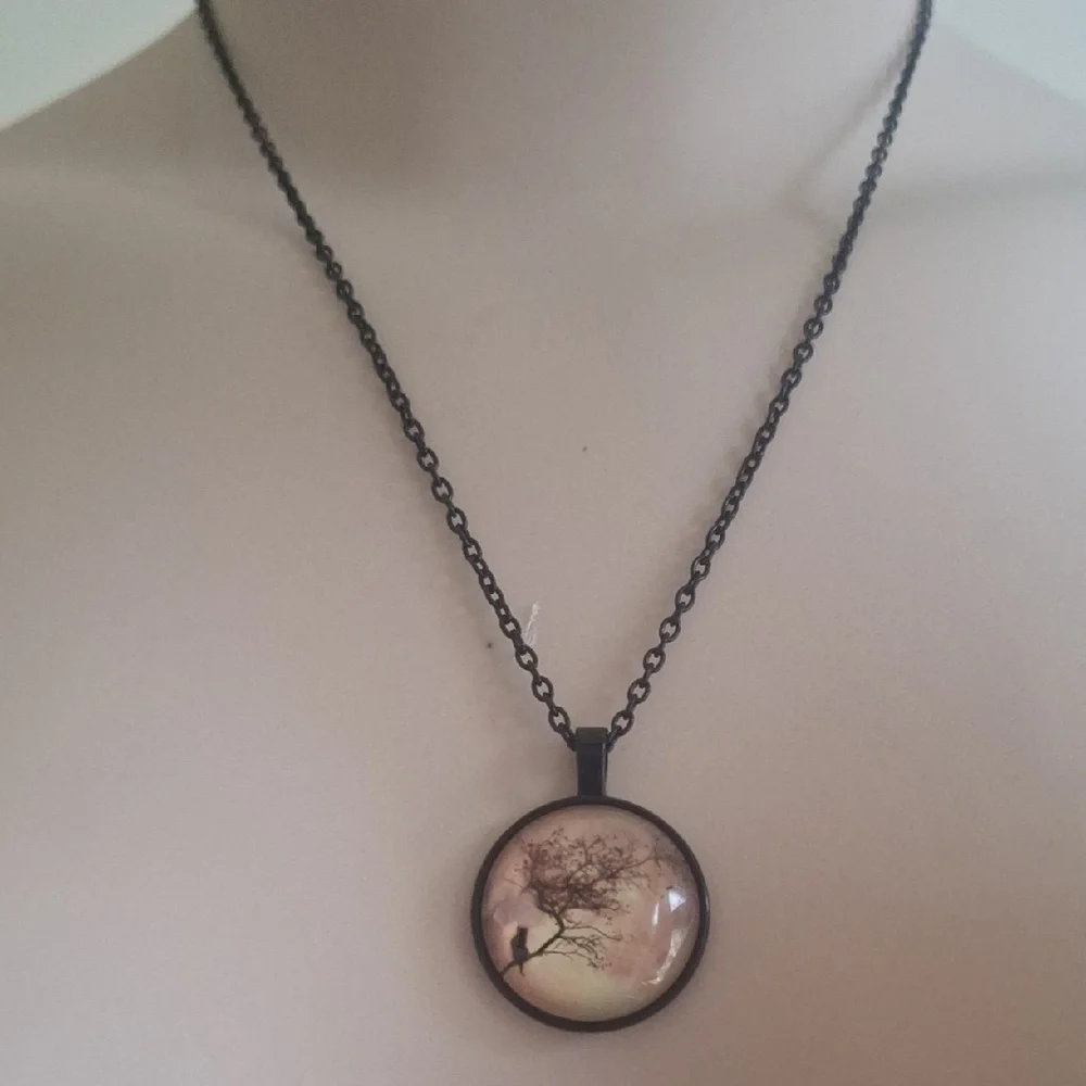 🎁Elegant Black Pendant Necklace FREE with Bundle Purchase